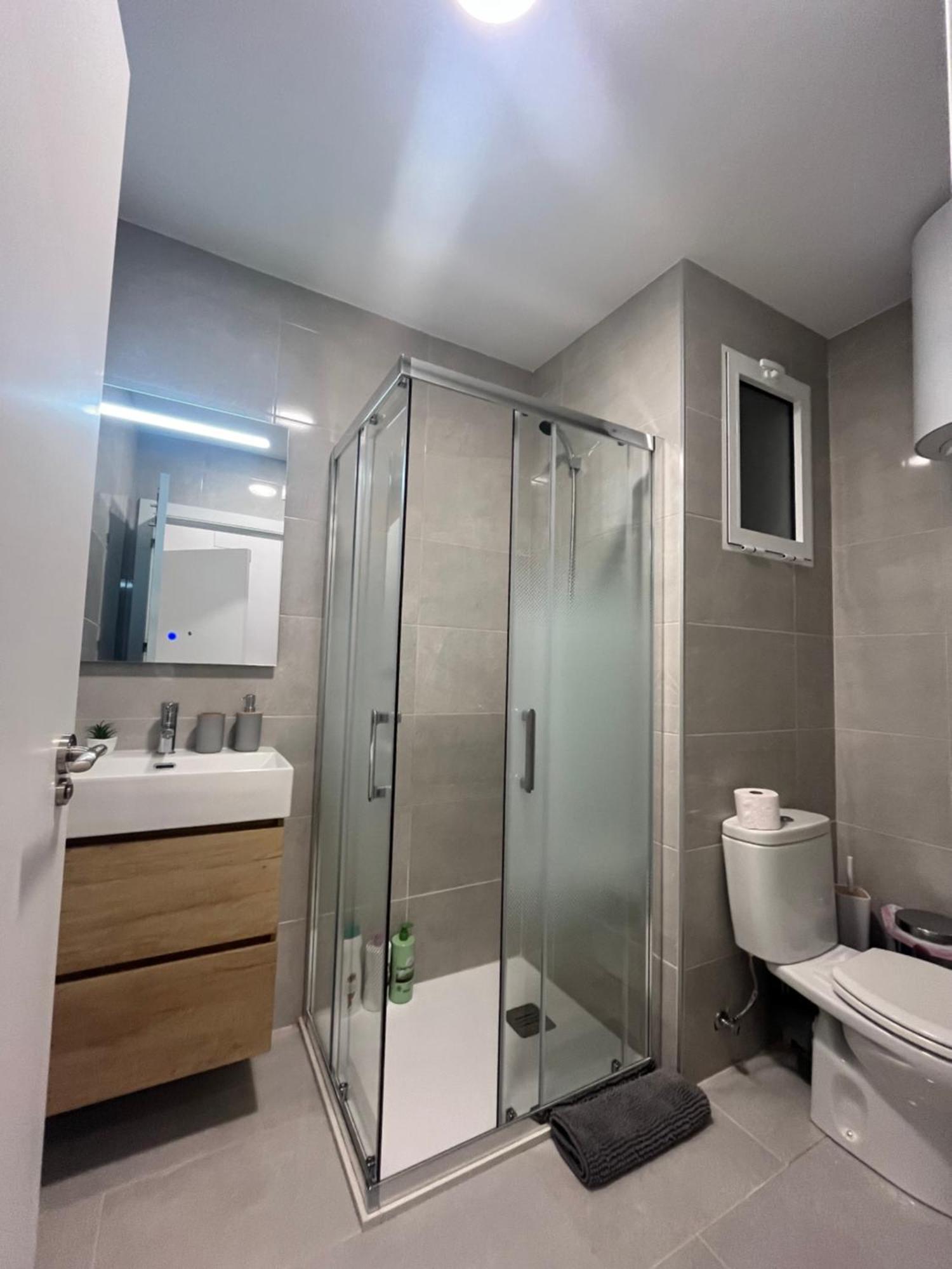 Apartamento Leon Centrico, Moderno Y Muy Equipado Almansa Eksteriør bilde